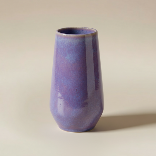 (lavender)
Lavender ceramic bouquet vase made with ashes, handcrafted by Ahava Memorials to evoke serenity, grace, and remembrance.