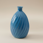 (agate blue)
Agate blue ceramic cremation memorial vase made with ashes, reflecting calm, depth, and remembrance.
